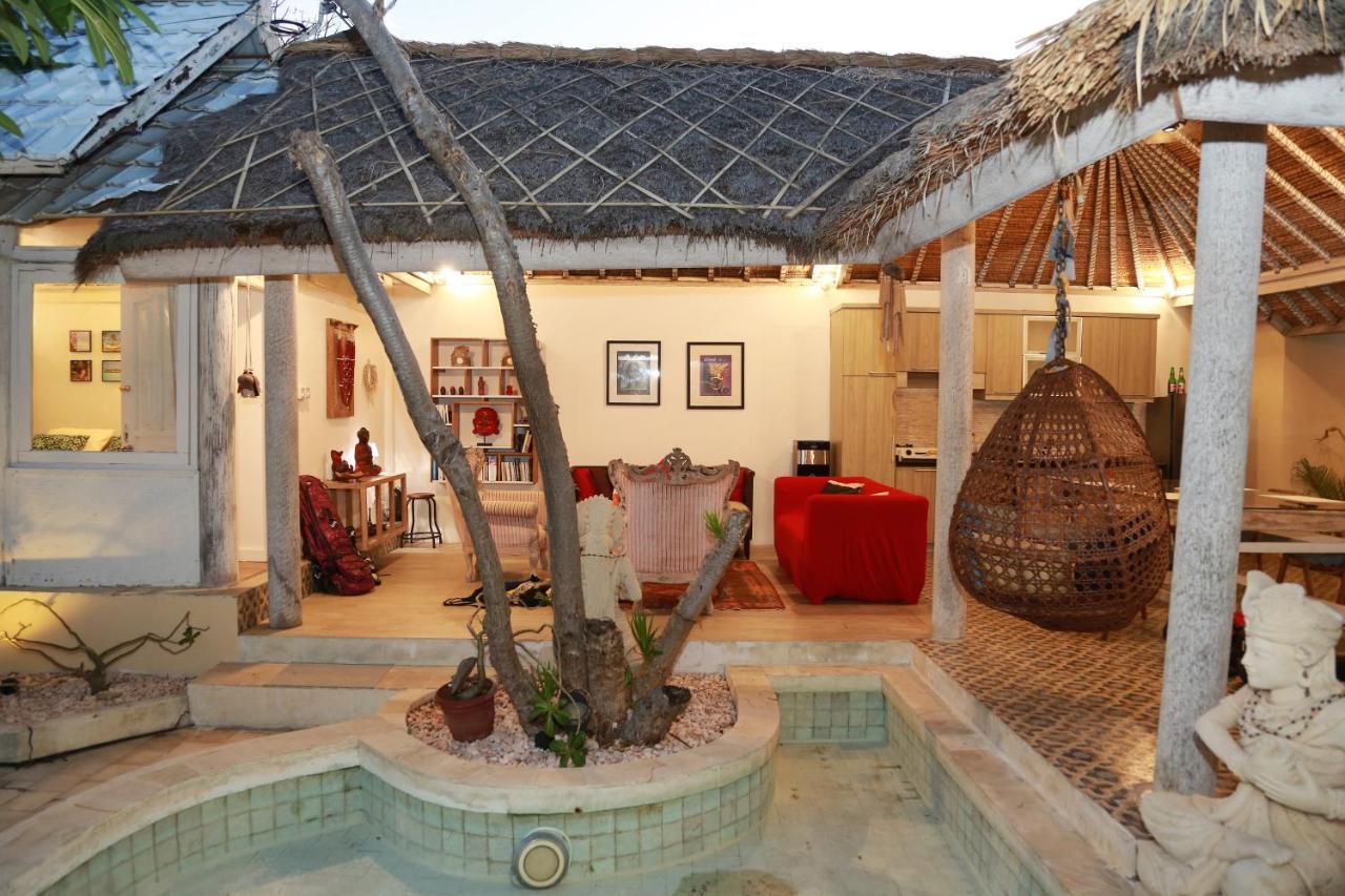 Villa Sentosa, Cheerful 3-Bedroom Villa With Pool Gili Trawangan Exterior photo