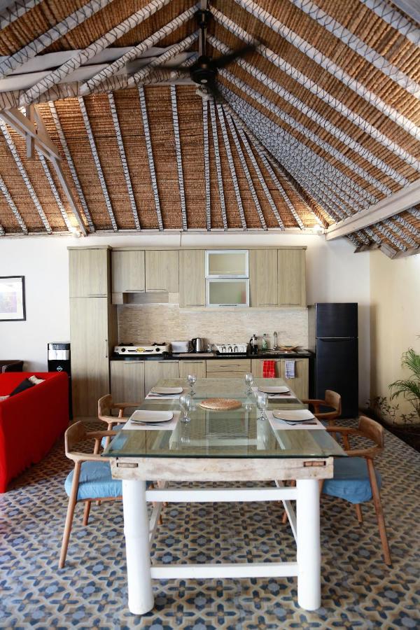 Villa Sentosa, Cheerful 3-Bedroom Villa With Pool Gili Trawangan Exterior photo