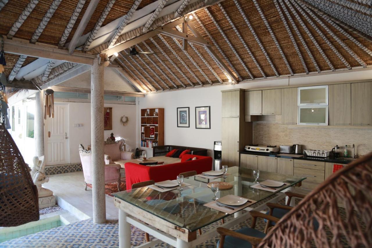 Villa Sentosa, Cheerful 3-Bedroom Villa With Pool Gili Trawangan Exterior photo